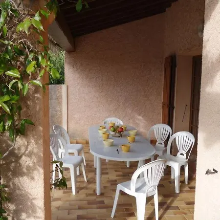 Cavalaire-sur-mer Sleeps 8 Pool Wifi Σπίτι διακοπών