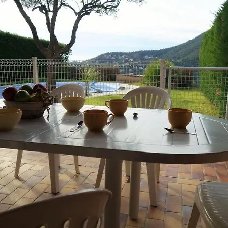 Cavalaire-sur-mer Sleeps 8 Pool Wifi Cavalaire-sur-Mer